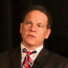 Chris Cruz