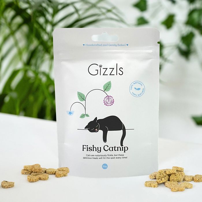 Gizzls Fishy Catnip Cat Treats