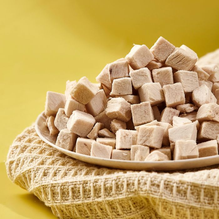 Freeze Dried Chicken Cubes