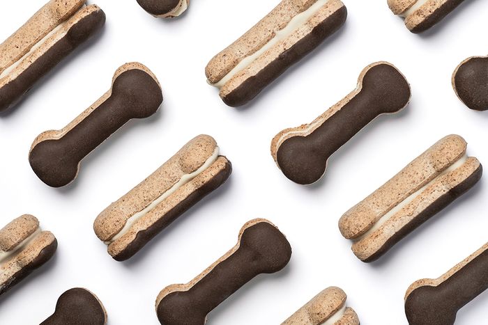 Ruffingtons Dog Eclairs