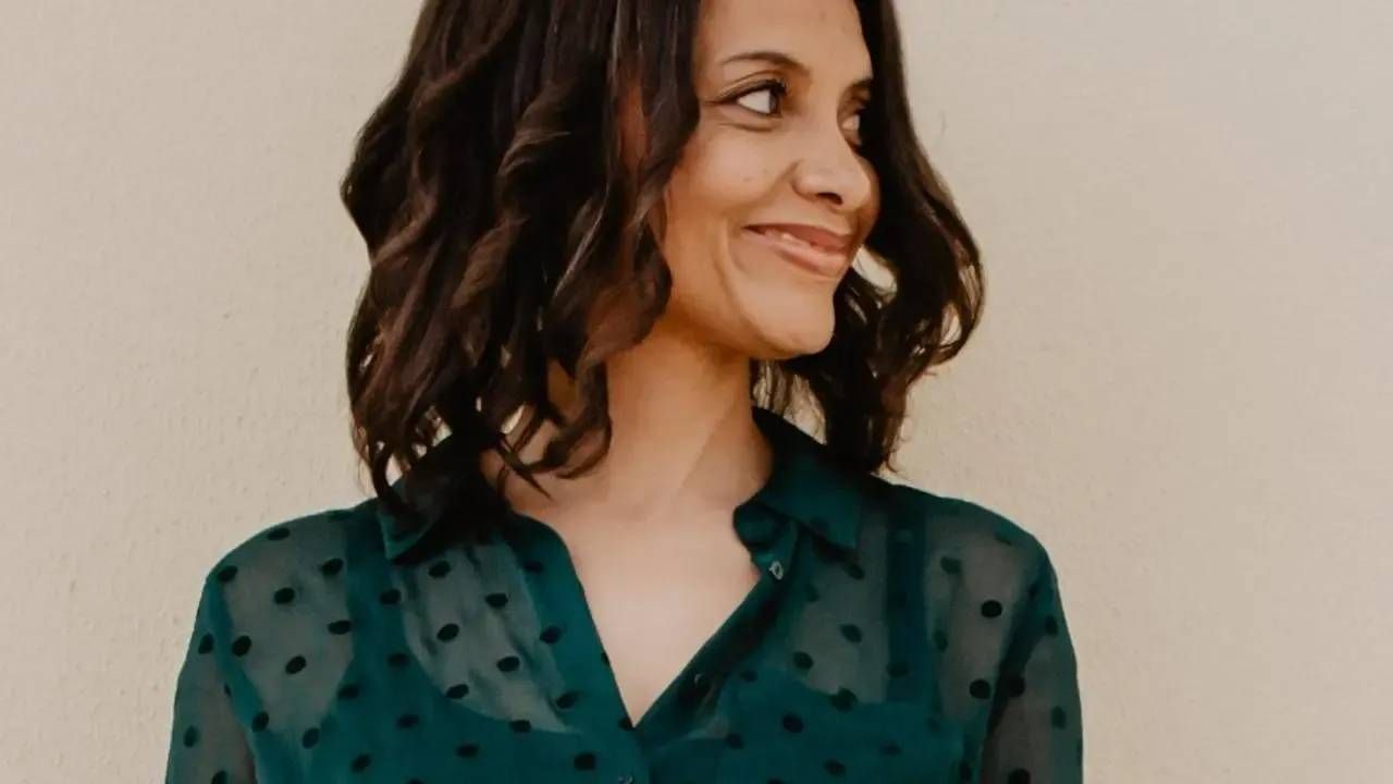 Mariette Abrahams - Qina