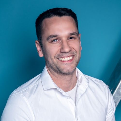David Sauer - signageOS