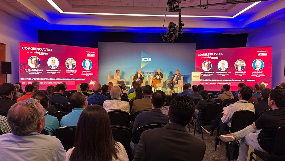 Integradores debaten el trabajo en Sphere en el InfoComm Technology Innnovation Stage