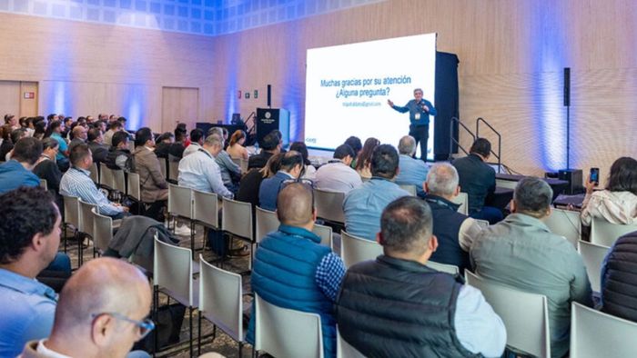 Unirse para crecer: el valor de pertenecer a una asociación profesional