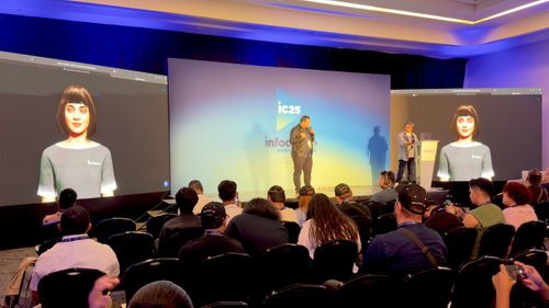 Podcast #SomosAV: Avatares y Experiencias Inmersivas