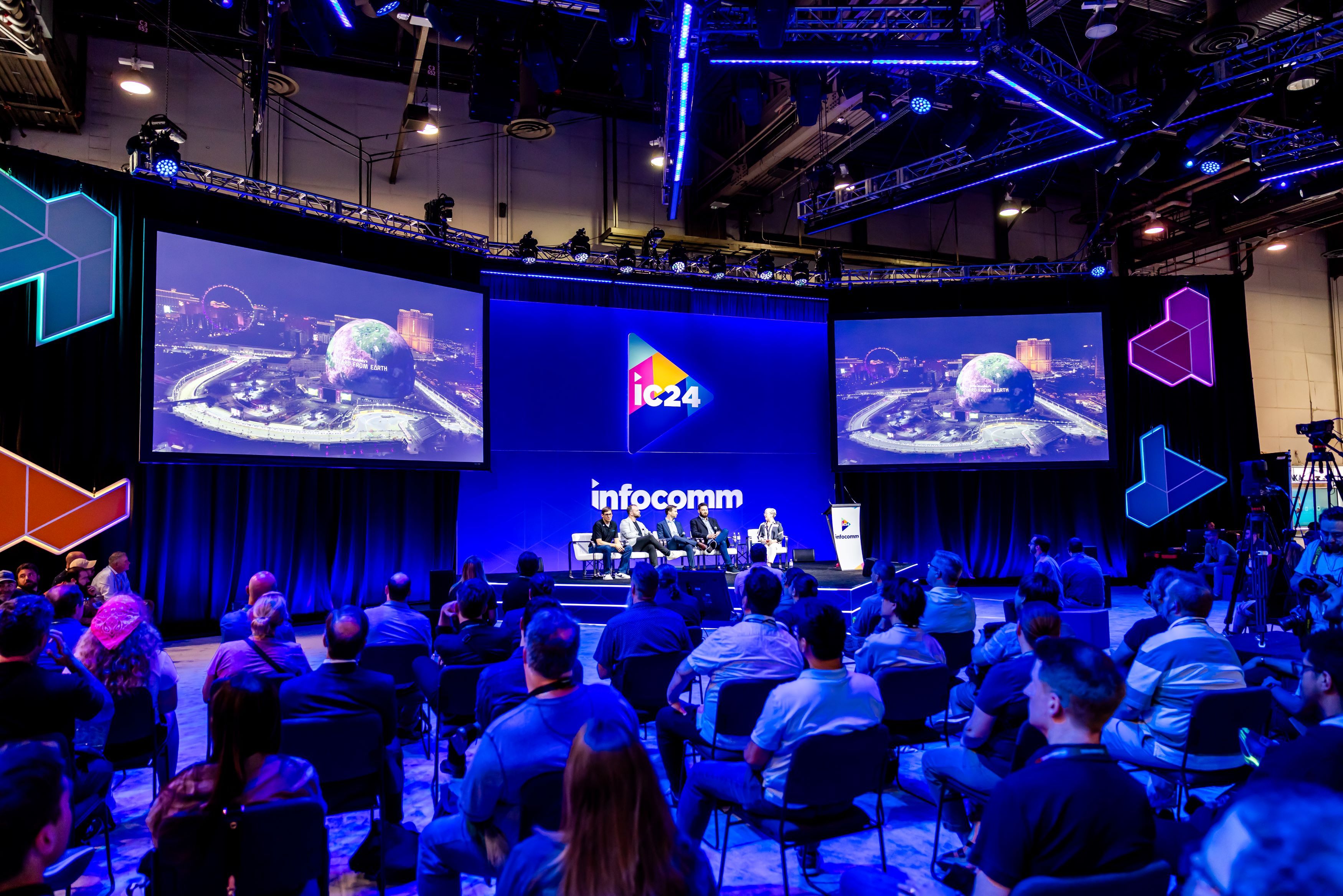 Integrators discuss working on Sphere at the InfoComm Technology Innnovation Stage