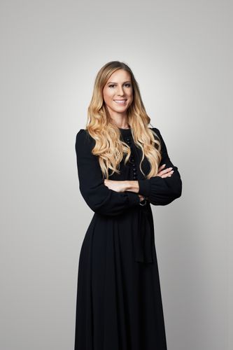 Magdalena Konig - AIQ