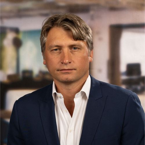 Phil Andriyevsky - EY