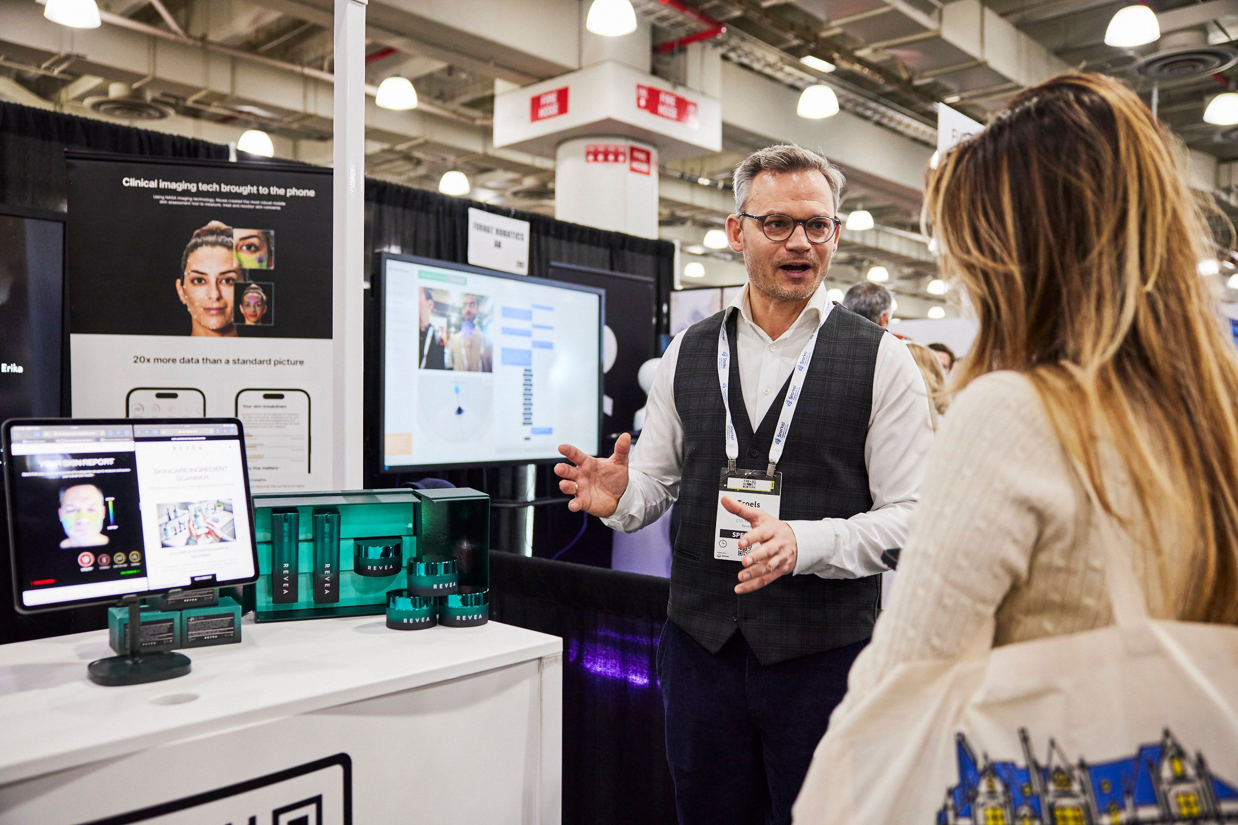 The AI Summit New York - Conversation at a stand