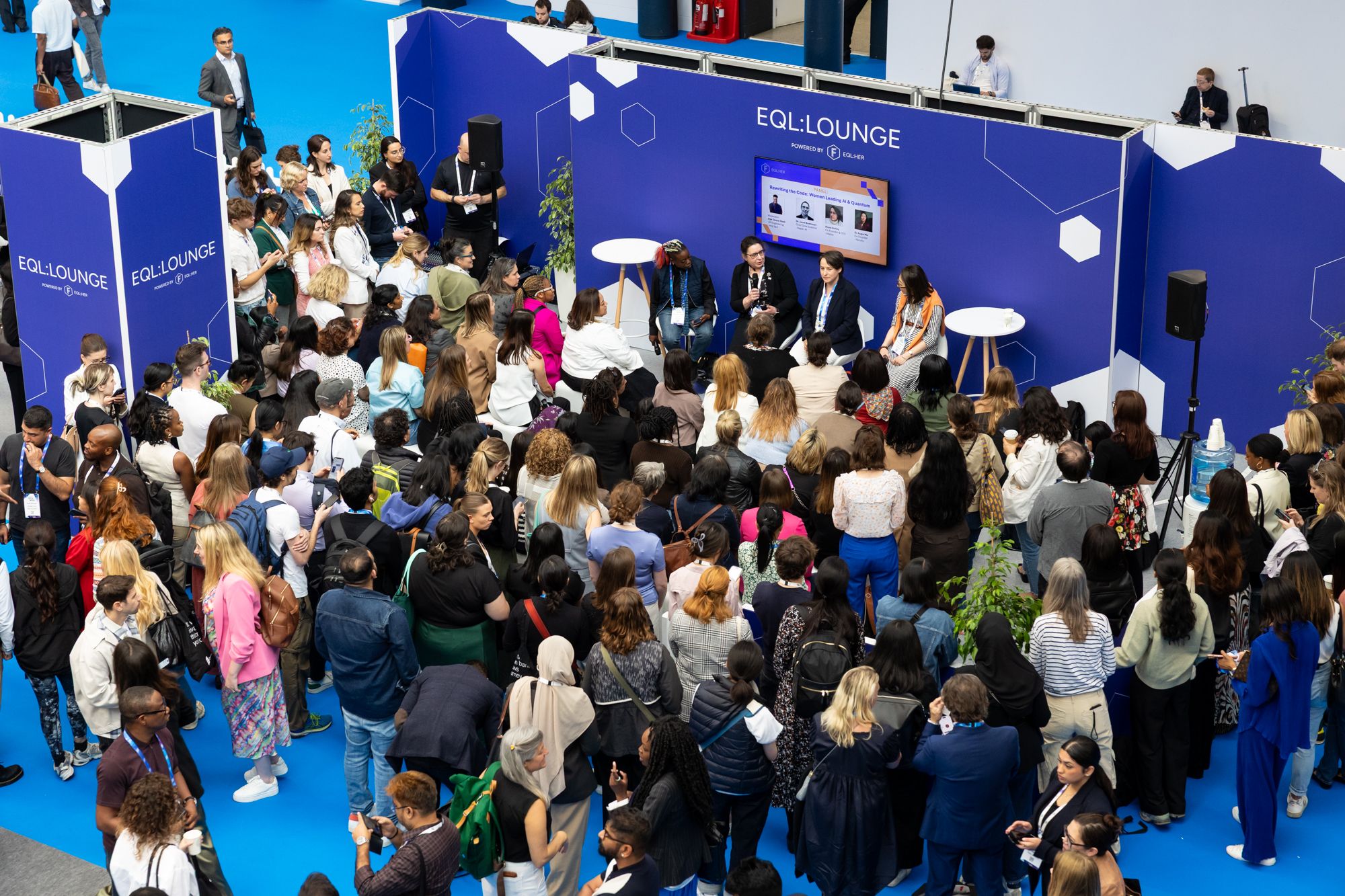 EQL:LOUNGE