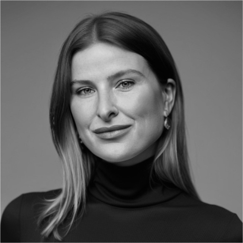 Amelia Miller
