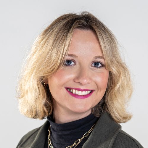 Charlotte Krol - Digital Frontier