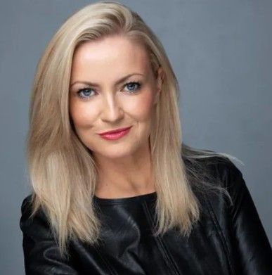 Nikki Dean