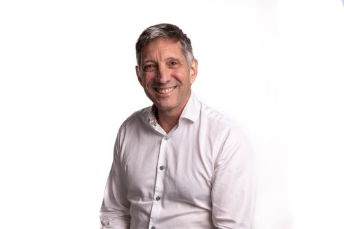 Stephen Bennington - Q5D