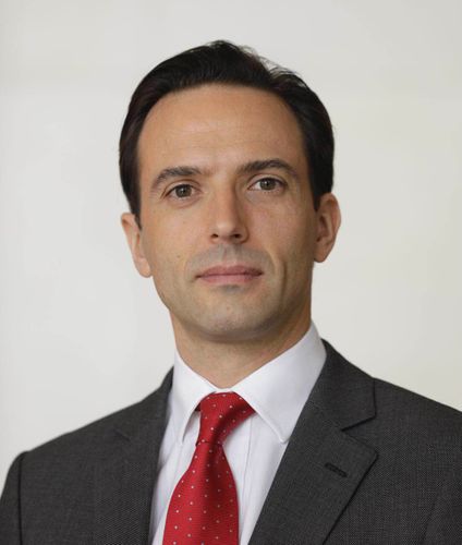Tom Mackenzie - Bloomberg