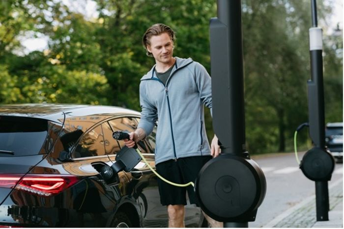 European EV Charging Infrastructure Operator Qwello Acquires Leading Dutch Player Park & Charge