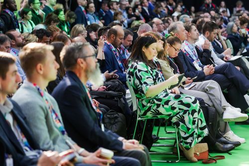 Thousands gather at London Olympia for the UK’s largest net zero industry event