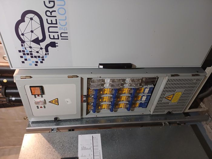 Intelligent Distribution Power Router (IDPR)