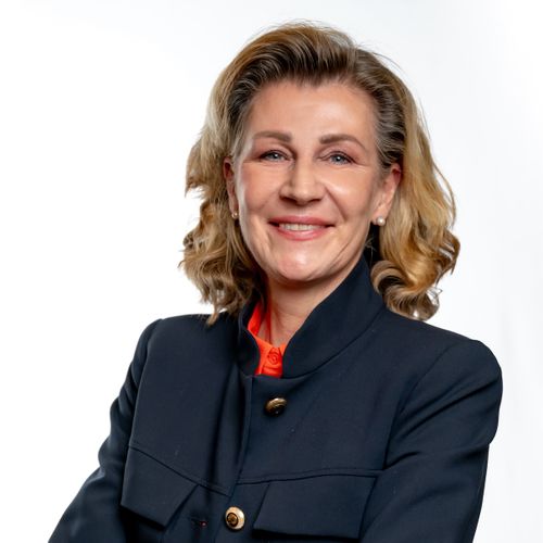 Sylvia Bezold
