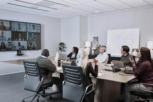Creating the ideal experience for the hybrid worker