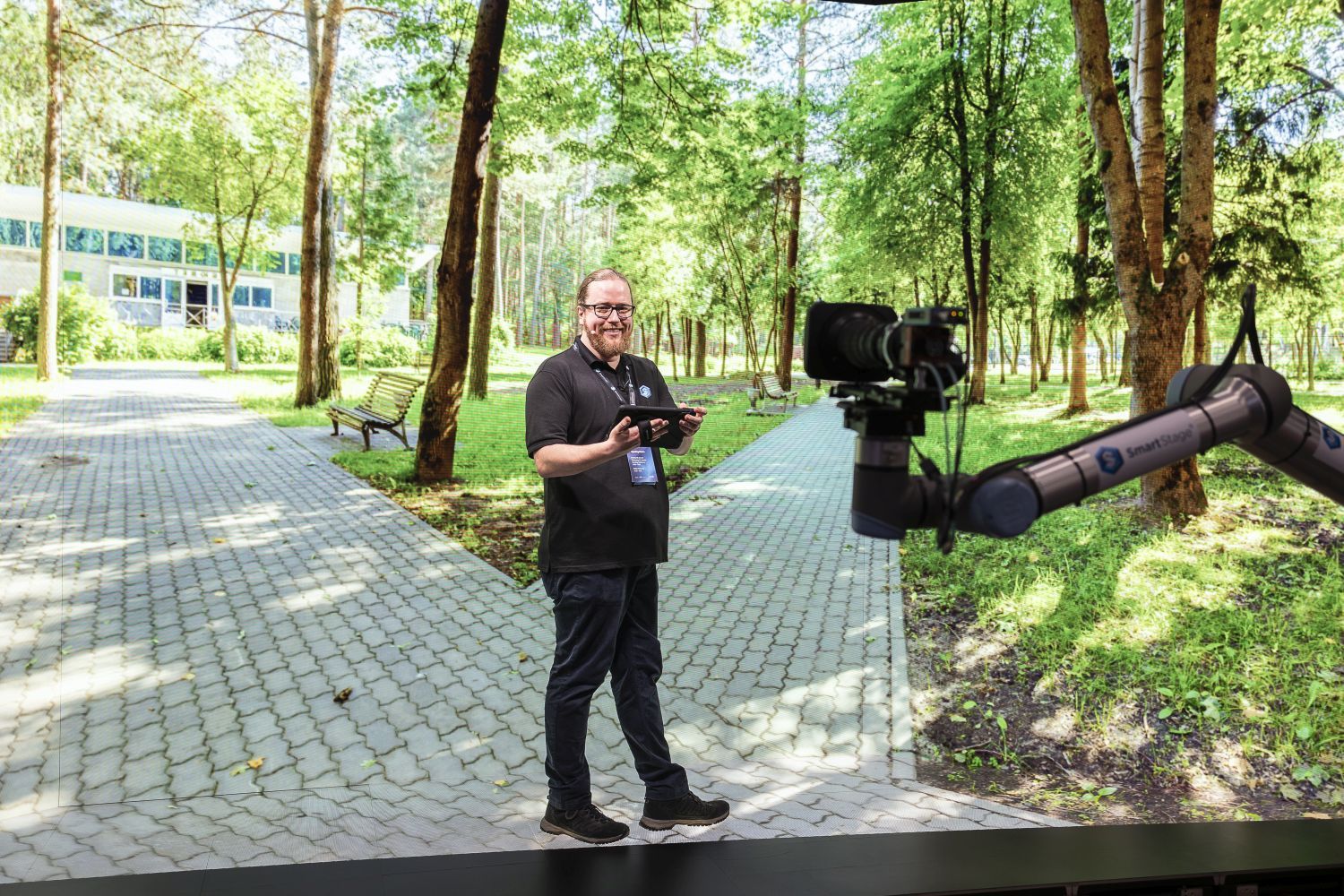 AV broadcast - virtual production