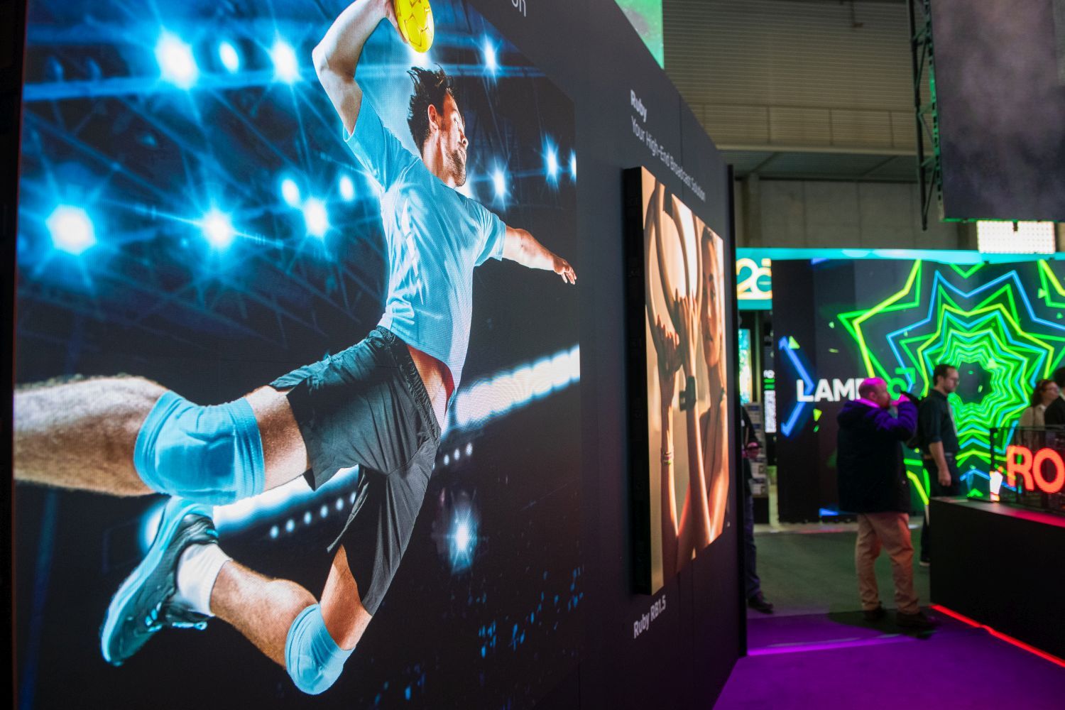 Digital signage