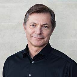 Daniel Oelker