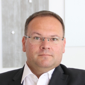 Alexander KNORR - ELBE FLUGZEUGWERKE GMBH (EFW)