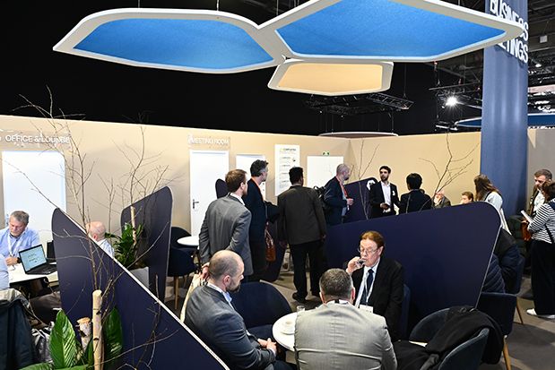 DU BUSINESS, DES RELATIONS STRATEGIQUES