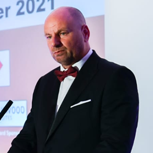 Dr. Alan BANKS