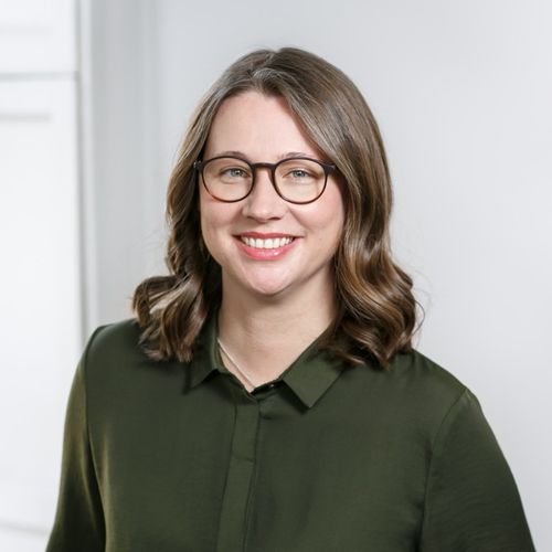 Speaker profile image for Sally Ward-Foxton