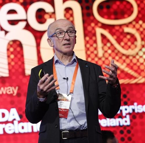 Speaker profile image for Simon Neill