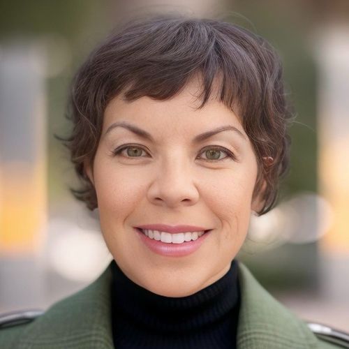 Speaker profile image for Lisa Mandrusiak