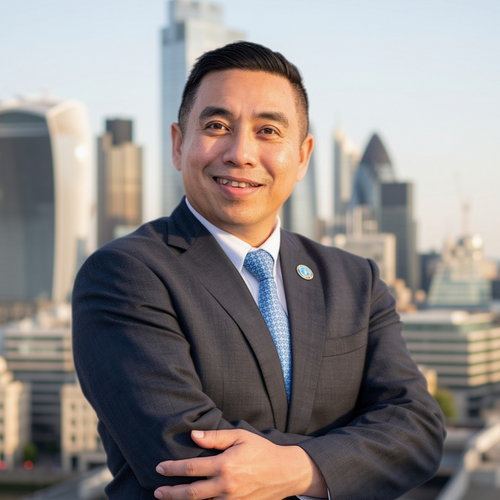 Speaker profile image for Thanawat Tiensin