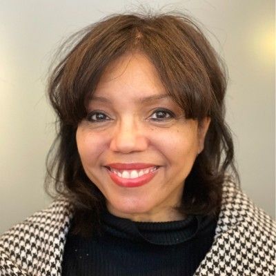 Speaker profile image for Paula Greaves, MD