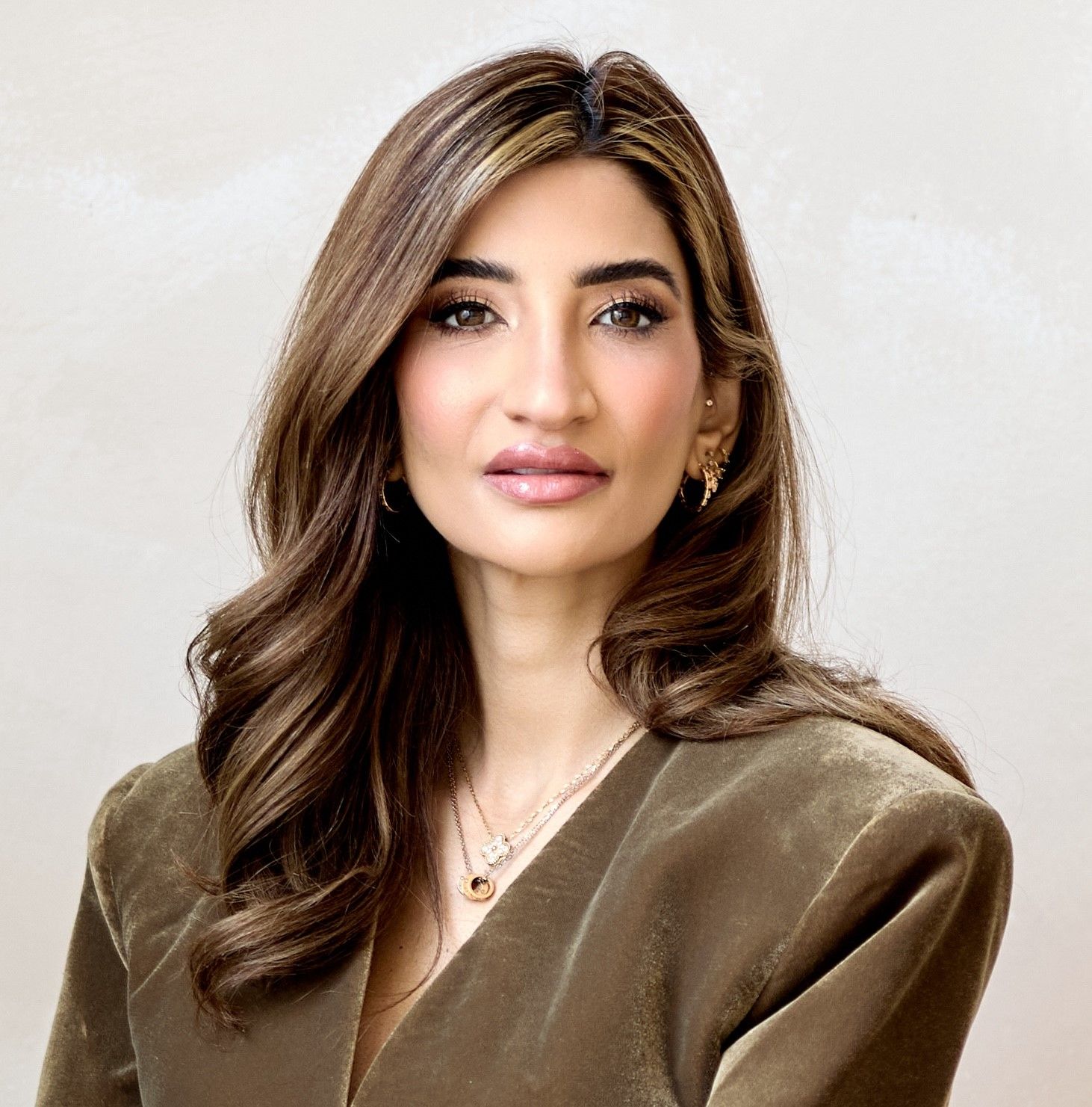 Dr. Roohi Jeelani