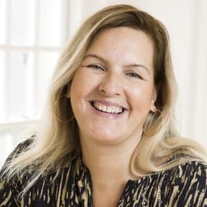 Sylvia Mac