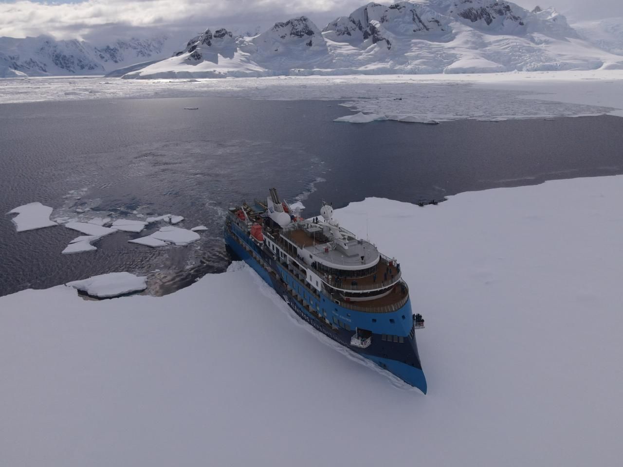 South Shetland Islands and Antarctic Peninsula