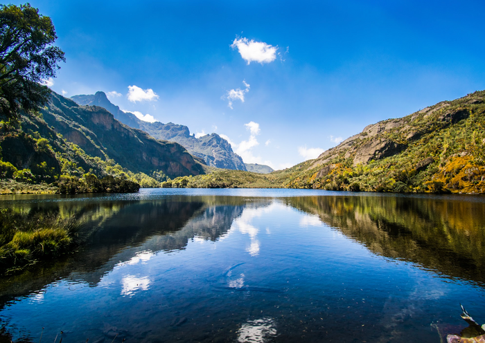 Exploring the Magical Islands of Lake Bunyonyi