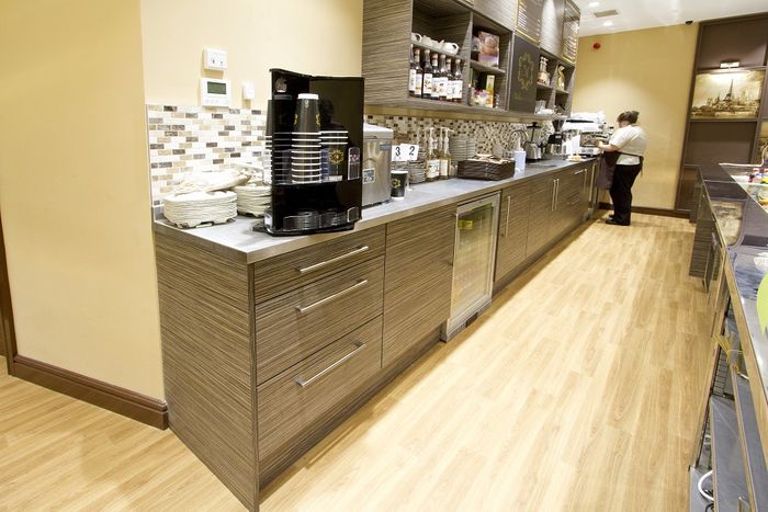 REAR BAR COUNTER