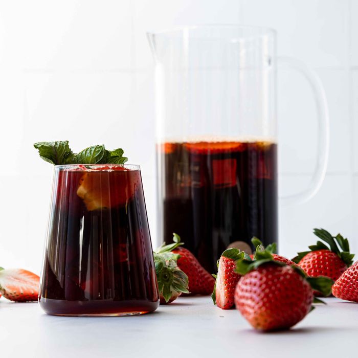 CHALO Strawberry Iced Chai - Vegan Strawberry Iced TCHALO Strawberry Iced Chai - Vegan Strawberry Iced Tea - 1KGea - 1KG