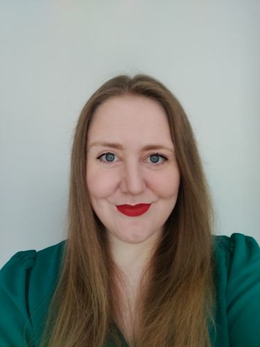 Speaker profile image for Emma Hutchins