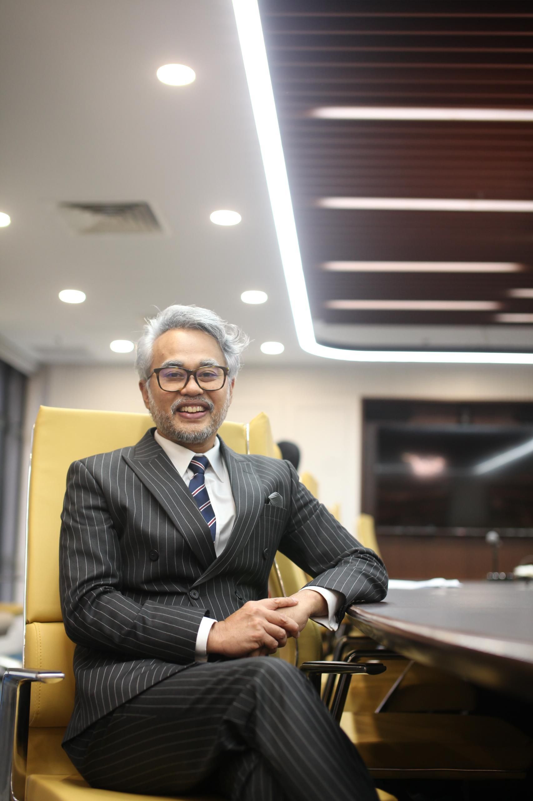 Mohd Farid Basir - Malaysian Industrial Development Finance Berhad