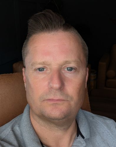 Paul Buckland, - Smith & Nephew