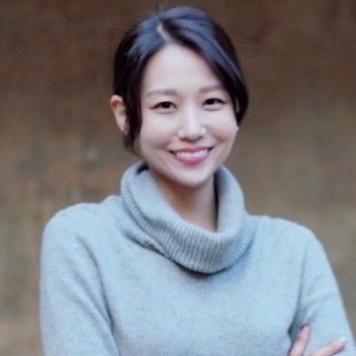 Speaker profile image for Esther Lee