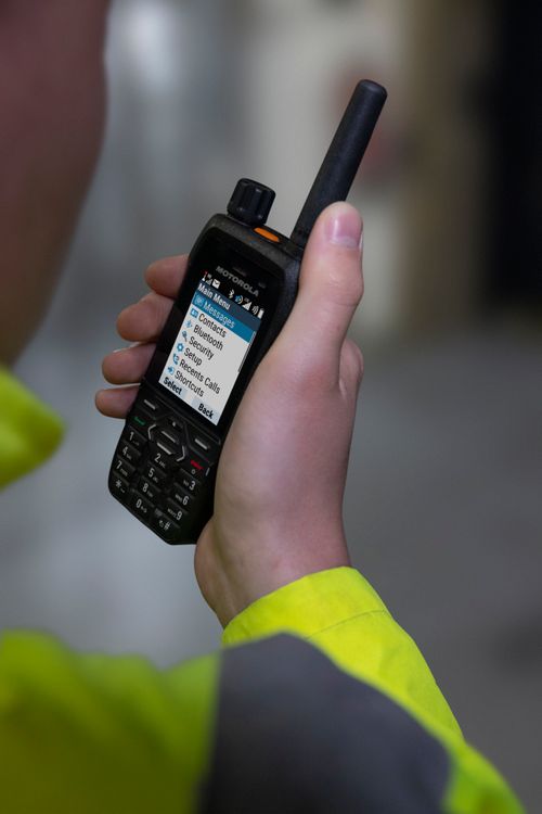 MXP660 TETRA Radio