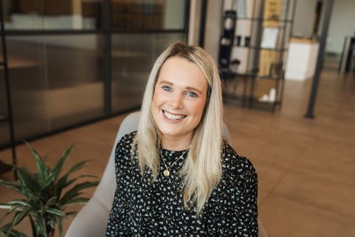 Stephanie Warrender - Laulau Learning UK