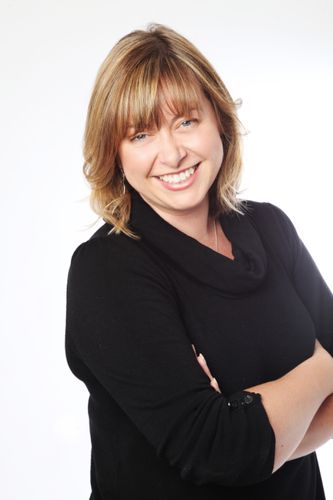 Dr Helen Lewis