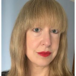 Dr Elizabeth Gregory