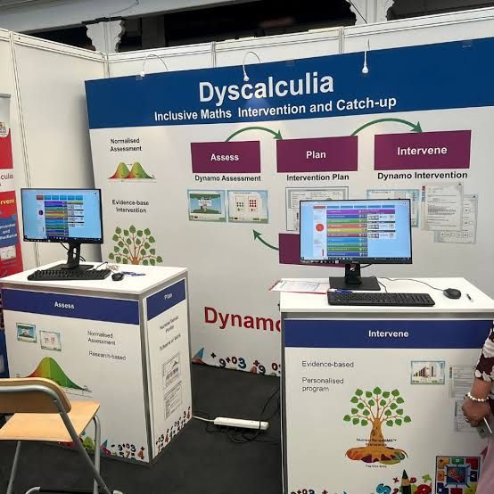 Dymano Maths -  Stand V44